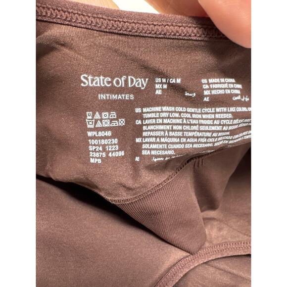 Brand New State of Day Women's Size Medium Bra and Panty Set Core Panty Hang - Picture 7 of 10